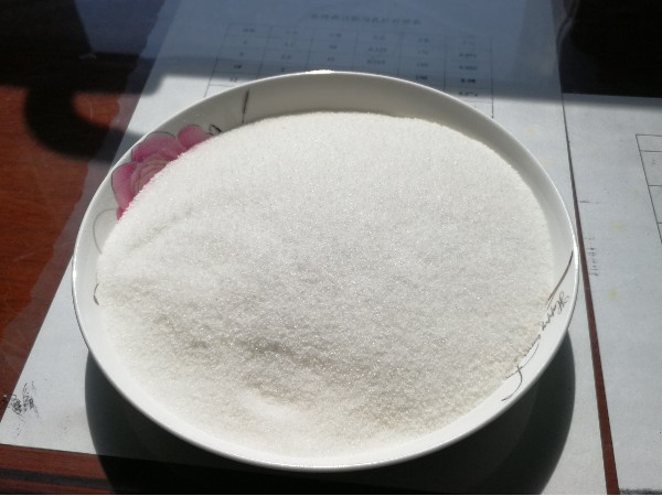 工業(yè)廢水和污泥的處理并不麻煩。選擇正確的PAM很重要！
