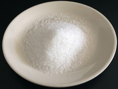 陽(yáng)離子聚丙烯酰胺價(jià)格相對(duì)高？具體多少錢(qián)一噸？