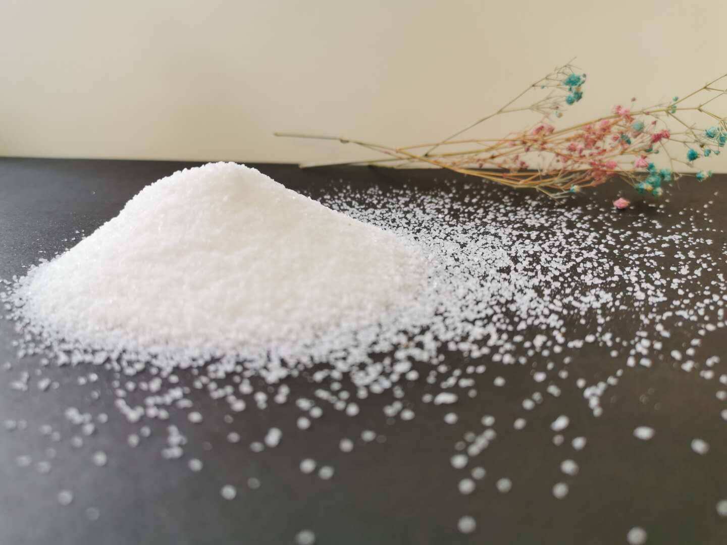 聚丙烯酰胺的含量會隨季節(jié)而變化嗎？