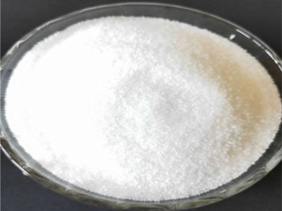 廣東聚丙烯胺多少錢一噸？聚丙烯酰胺零售和批發(fā)的差異？